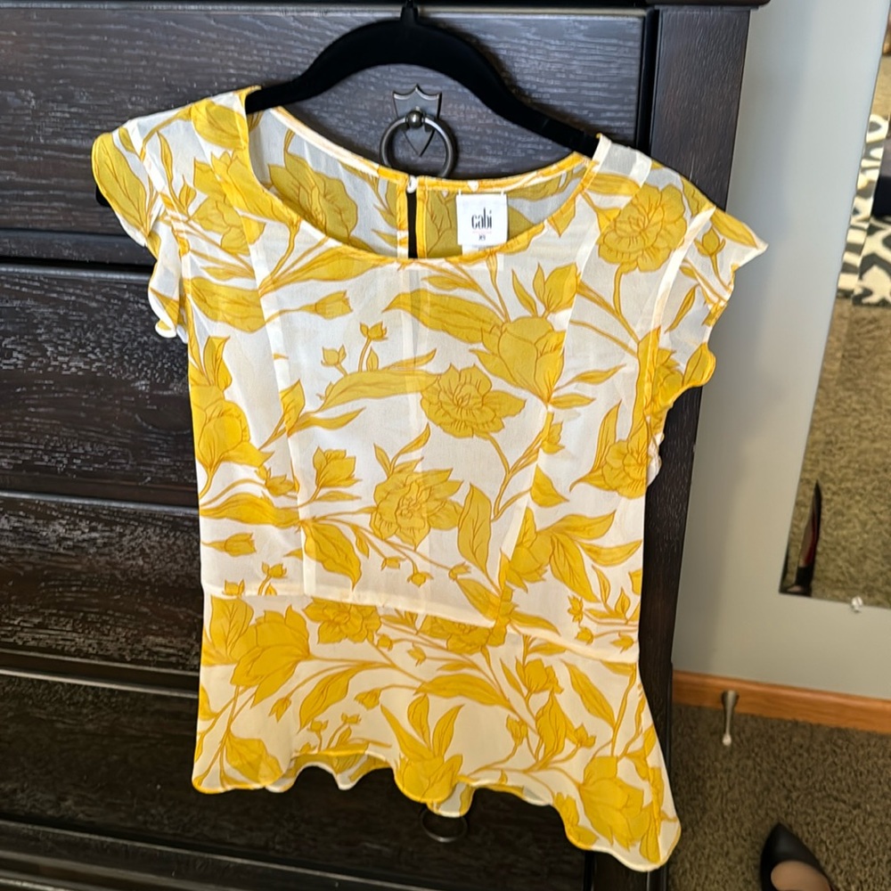 Cabi Yellow Blouse size Xsmall